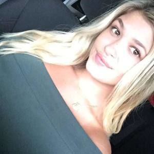 Meet your Posher, Mackenzie